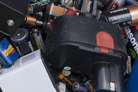 [柳林李家湾乡收废弃报废电池]回收旧锂电池多少钱-收废旧蓄电池