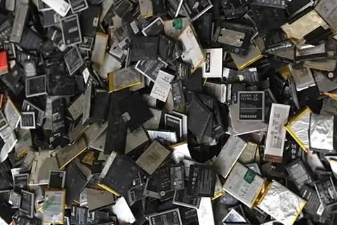 无人机锂电池回收√汽车电瓶回收多少一个-回收废旧电瓶厂家